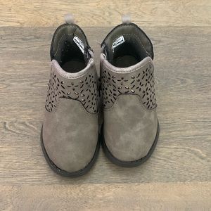 Oshkosh toddler girl boots size 6